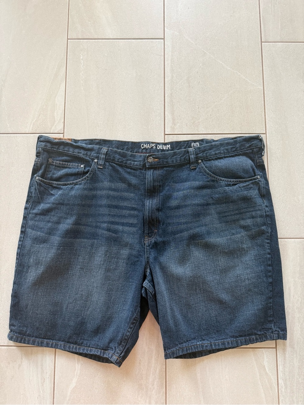 Chaps Men’s Size 52 Denim Jean Shorts Straight Fit Blue 5 Pocket